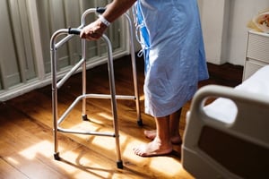 4 Tips for Caregivers of Elderly Relatives