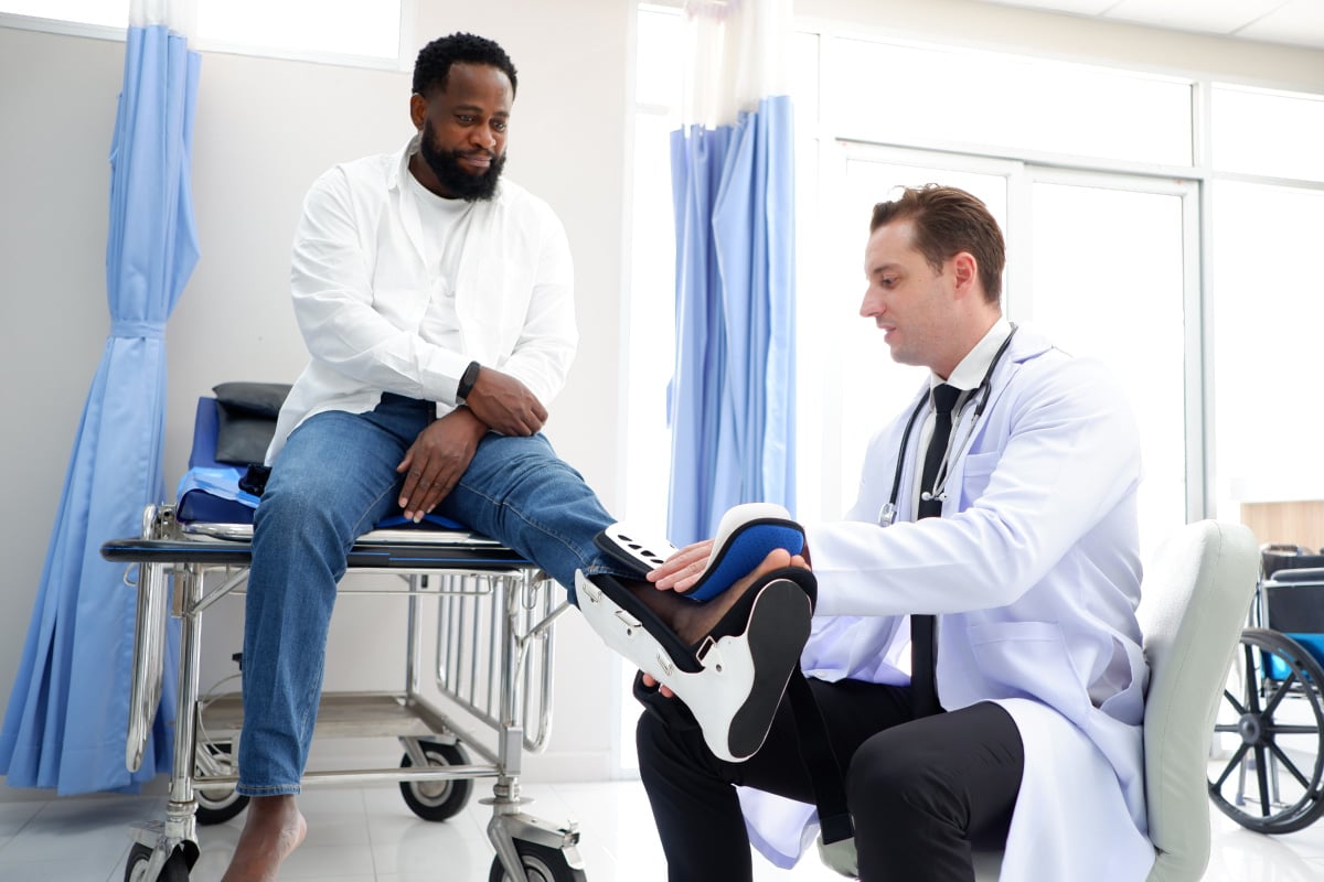 Communicating with a Patient About At-Work Injury Rehab